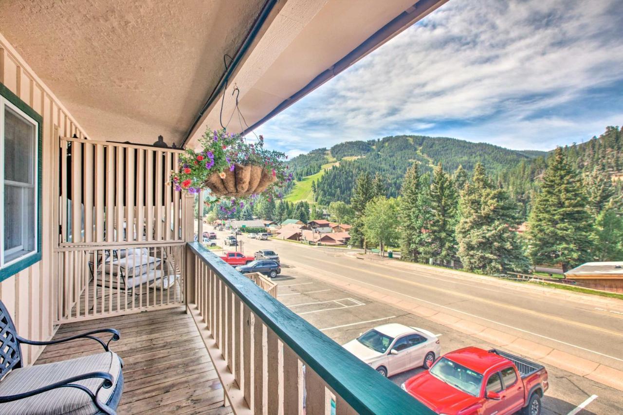 Main St Red River Ski Condo With Mountain View! Eksteriør billede